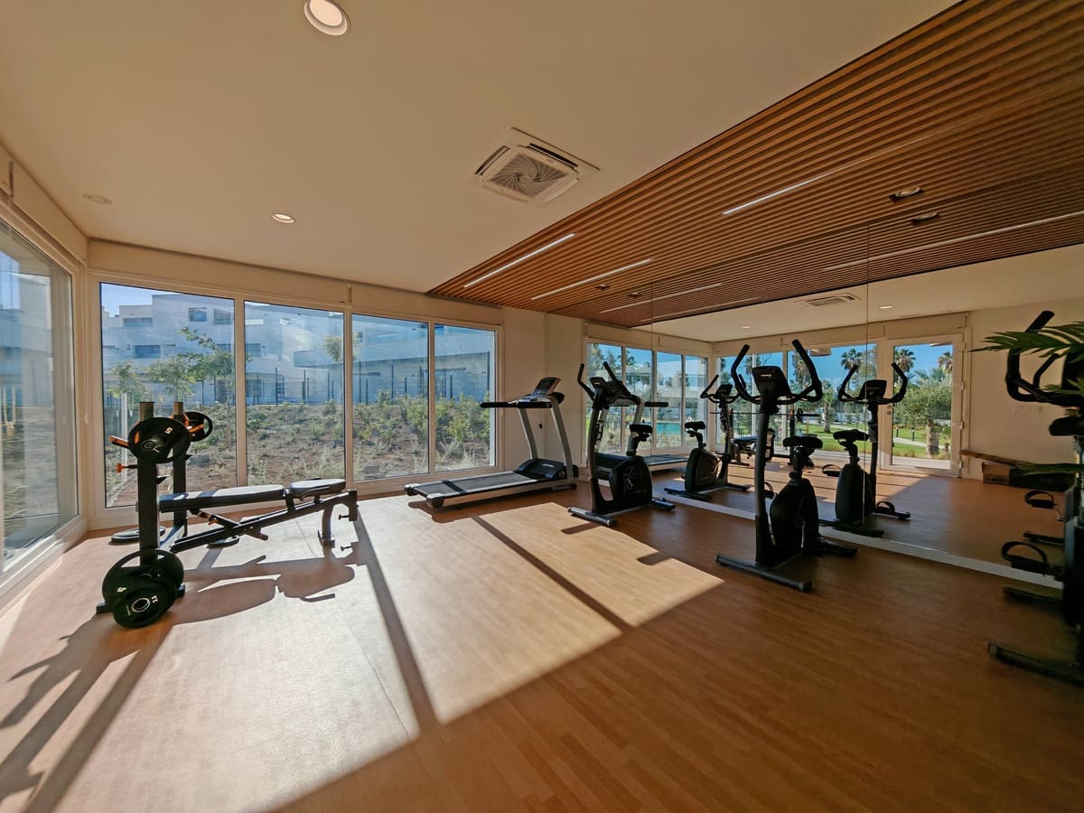 Apartamento de 2 habitaciones en Cancelada en alquiler con piscina garaje - 2.800 € (Ref: 9804272)