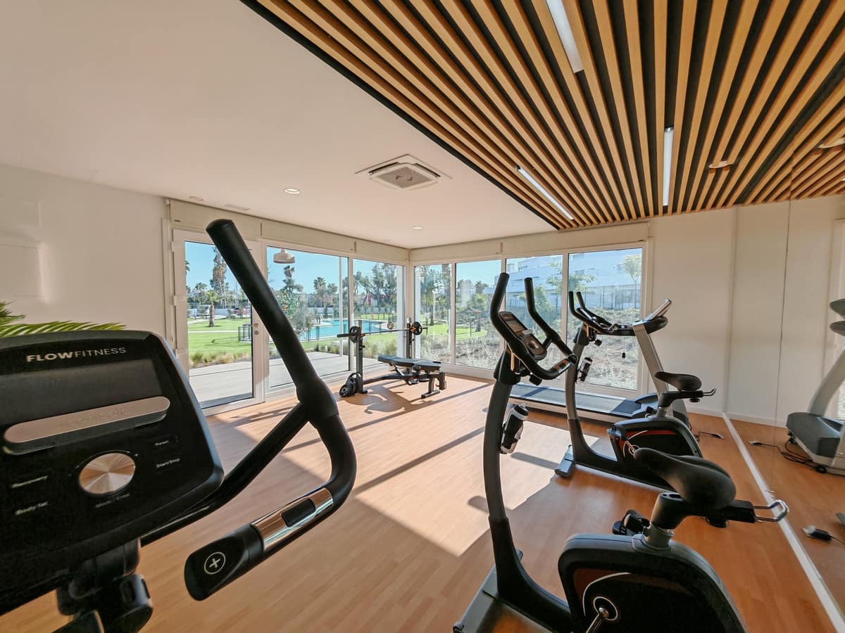 Apartamento de 2 habitaciones en Cancelada en alquiler con piscina garaje - 2.800 € (Ref: 9804272)