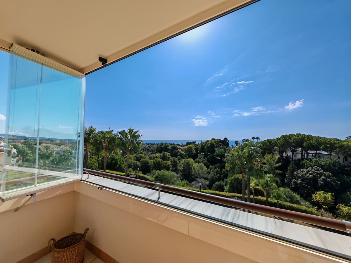 3 slaapkamer Appartement te huur in Marbella met zwembad garage - € 3.800 (Ref: 9807926)