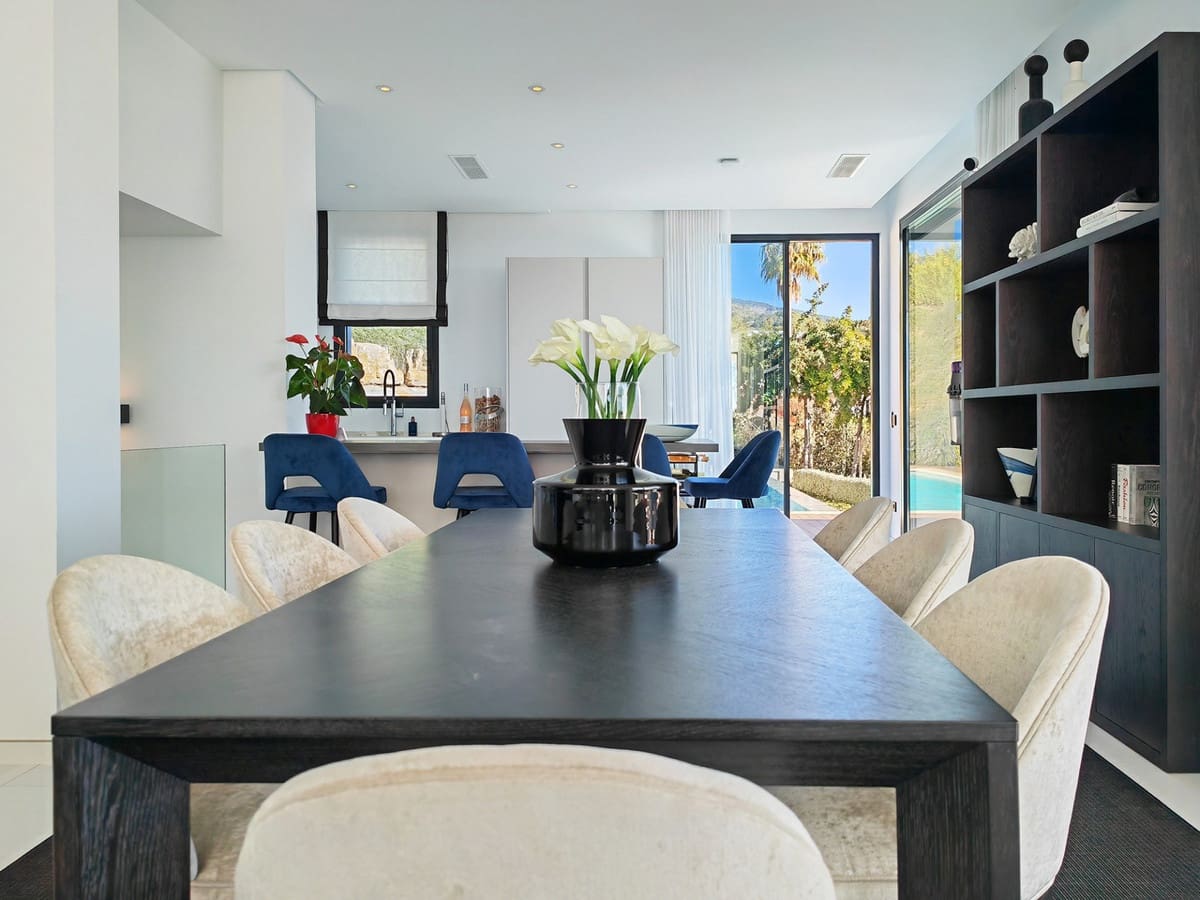 5 slaapkamer Villa te koop in Benahavis met zwembad garage - € 2.995.000 (Ref: 9822885)