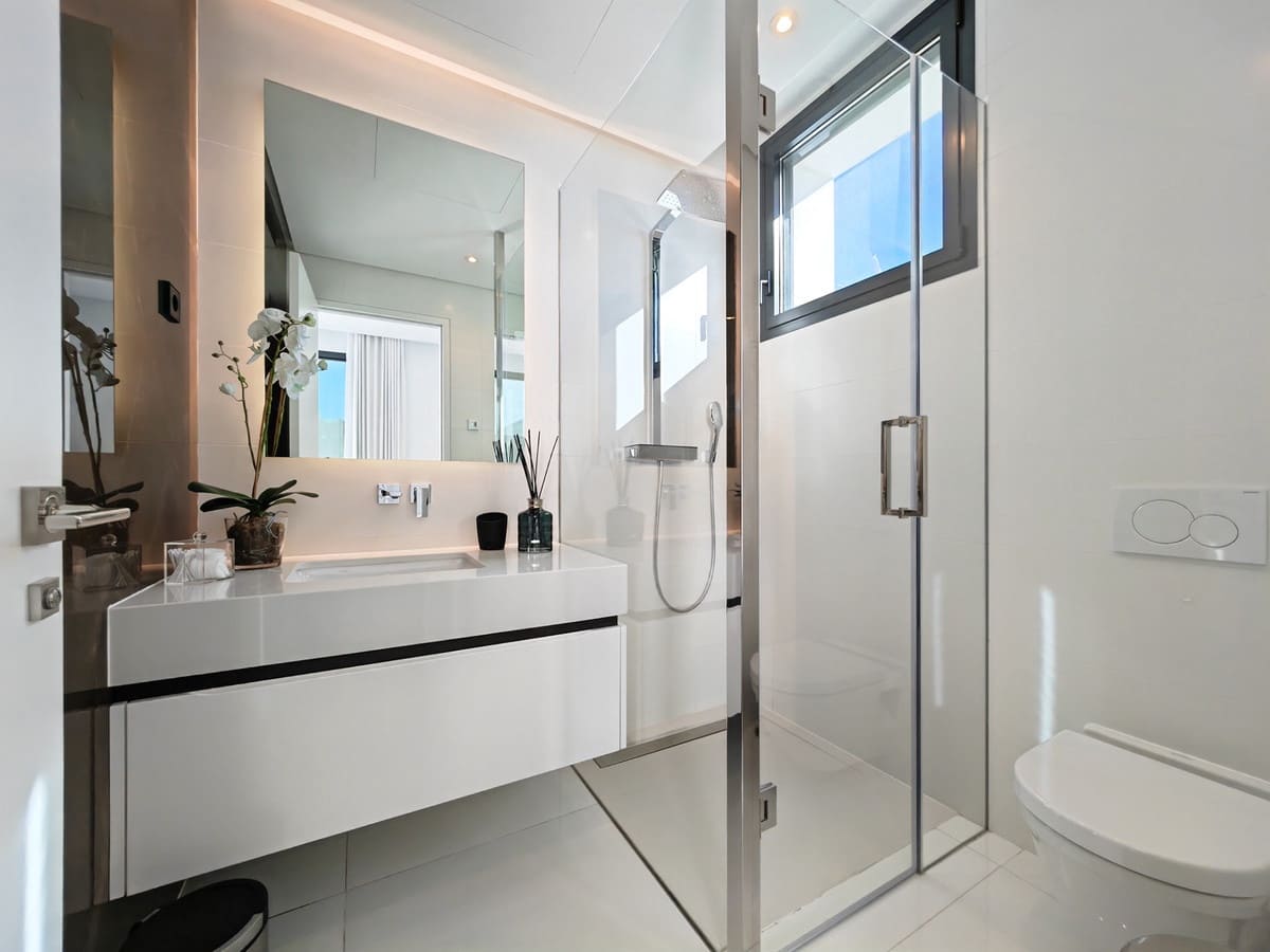 5 slaapkamer Villa te koop in Benahavis met zwembad garage - € 2.995.000 (Ref: 9822885)