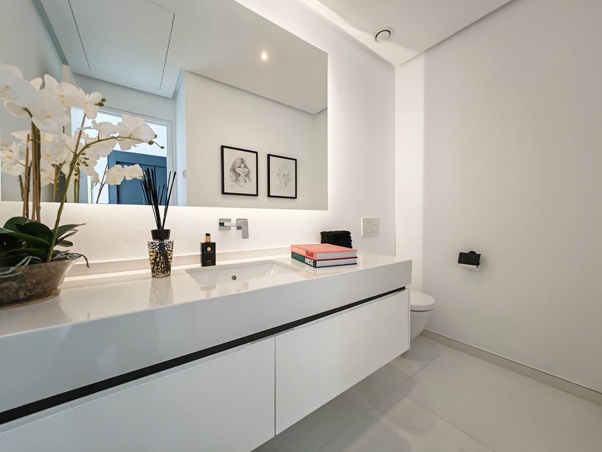 5 slaapkamer Villa te koop in Benahavis met zwembad garage - € 2.995.000 (Ref: 9822885)