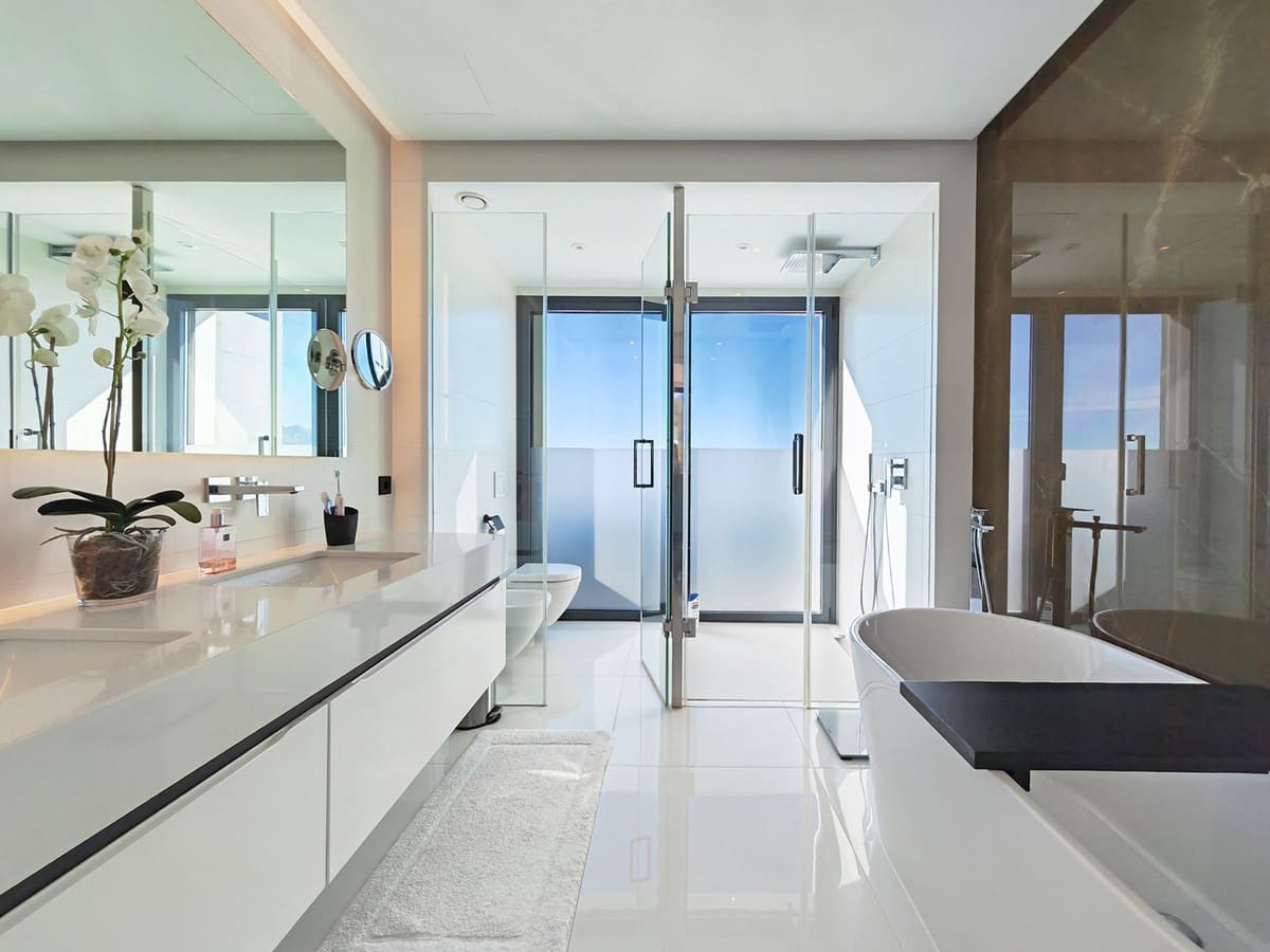 5 slaapkamer Villa te koop in Benahavis met zwembad garage - € 2.995.000 (Ref: 9822885)