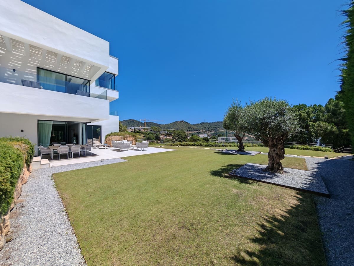 5 slaapkamer Villa te koop in Benahavis met zwembad garage - € 2.995.000 (Ref: 9822885)