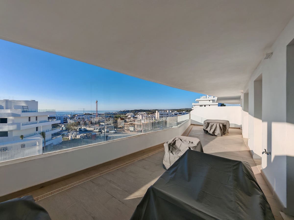 4 soveværelse Lejlighed til salg i Estepona med swimmingpool garage - € 925.000 (Ref: 9825219)