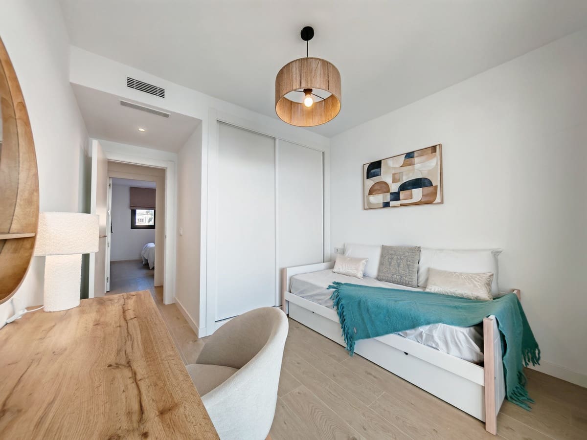 4 soveværelse Lejlighed til salg i Estepona med swimmingpool garage - € 925.000 (Ref: 9825219)