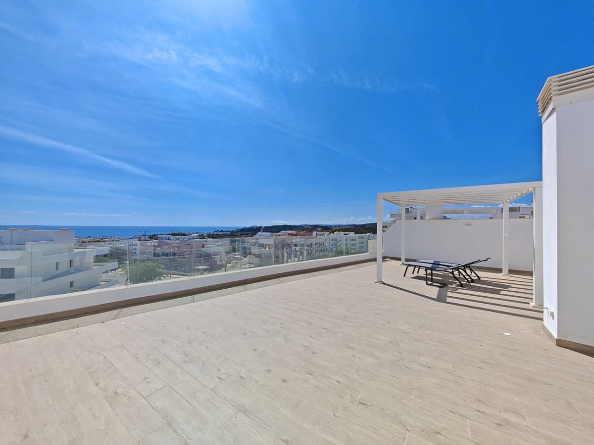 4 slaapkamer Appartement te koop in Estepona met zwembad garage - € 845.000 (Ref: 9825219)