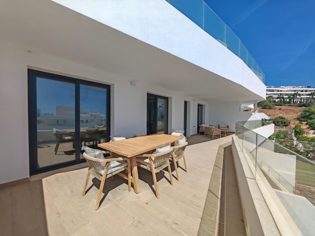 4 slaapkamer Appartement te koop in Estepona met zwembad garage - € 845.000 (Ref: 9825219)
