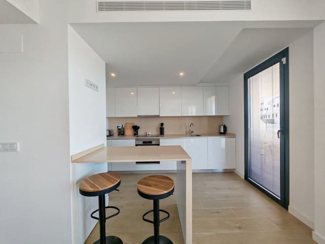 4 quarto Apartamento para venda em Estepona com piscina garagem - 845 000 € (Ref: 9825219)