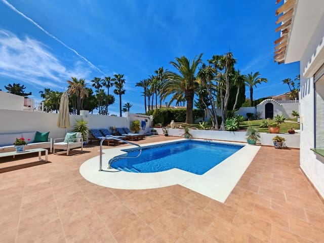 Chalet de 3 habitaciones en Calahonda, Mijas en venta con piscina garaje - 1.155.000 € (Ref: 9829064)