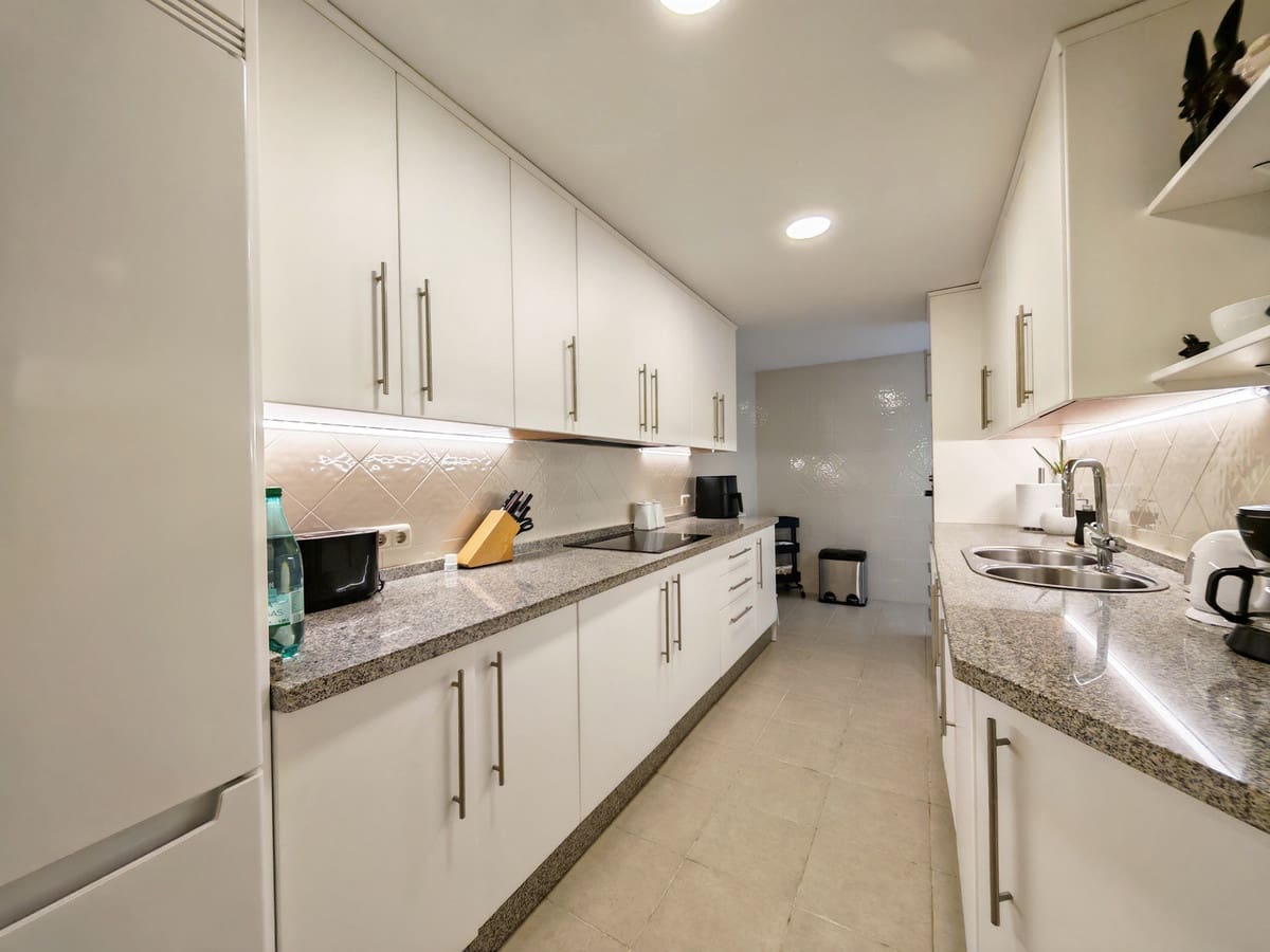 2 quarto Apartamento para venda em Elviria com piscina garagem - 367 000 € (Ref: 9839220)
