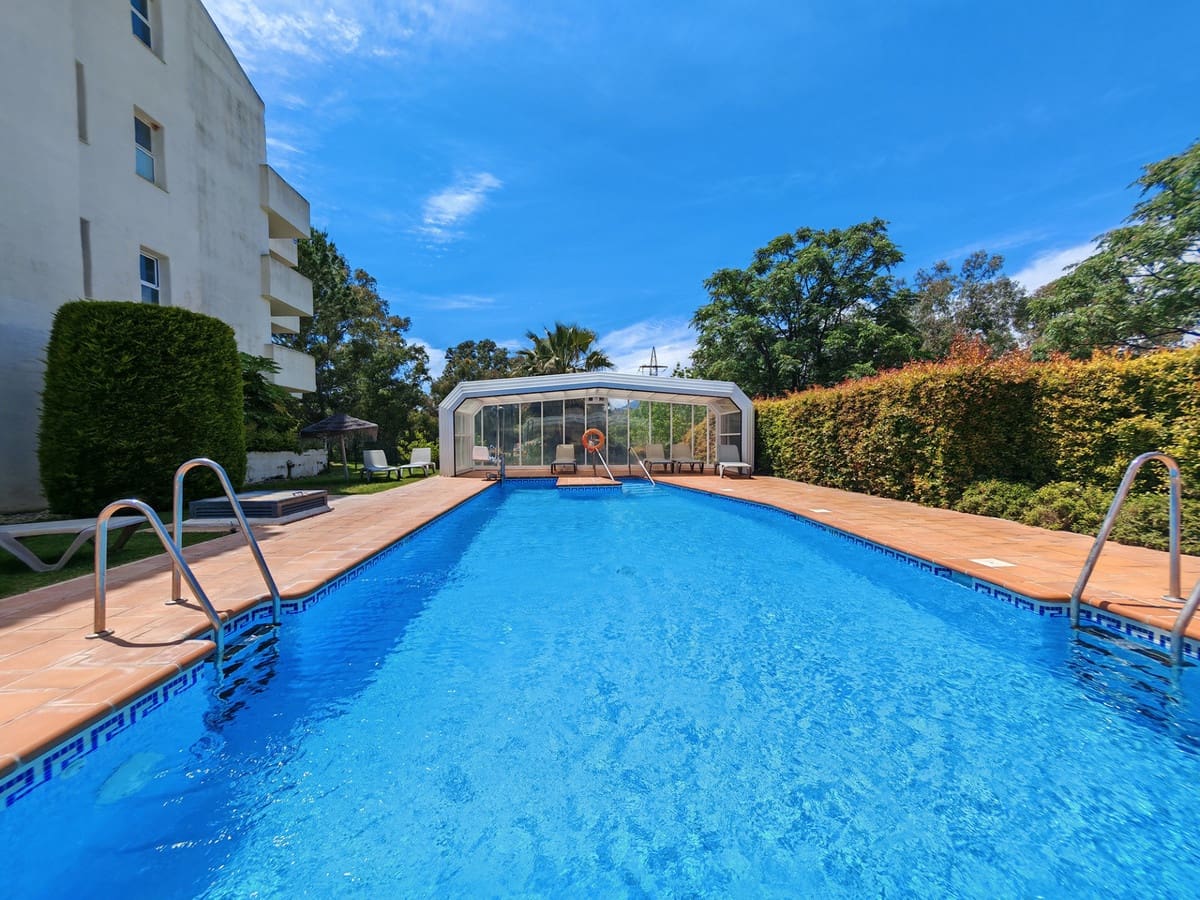 2 quarto Apartamento para venda em Elviria com piscina garagem - 367 000 € (Ref: 9839220)