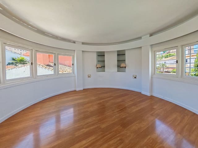 4 slaapkamer Villa te koop in Fuengirola met zwembad garage - € 1.800.000 (Ref: 9839221)