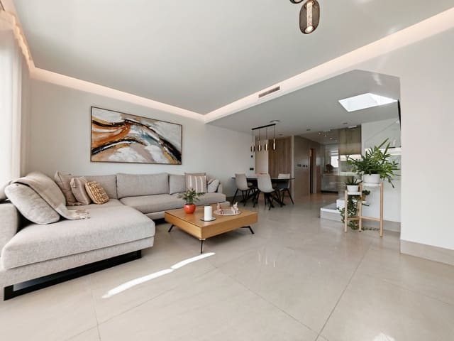 3 sovrum Takvåning till salu i La Cala Golf, Mijas med pool garage - 725 000 € (Ref: 9846191)