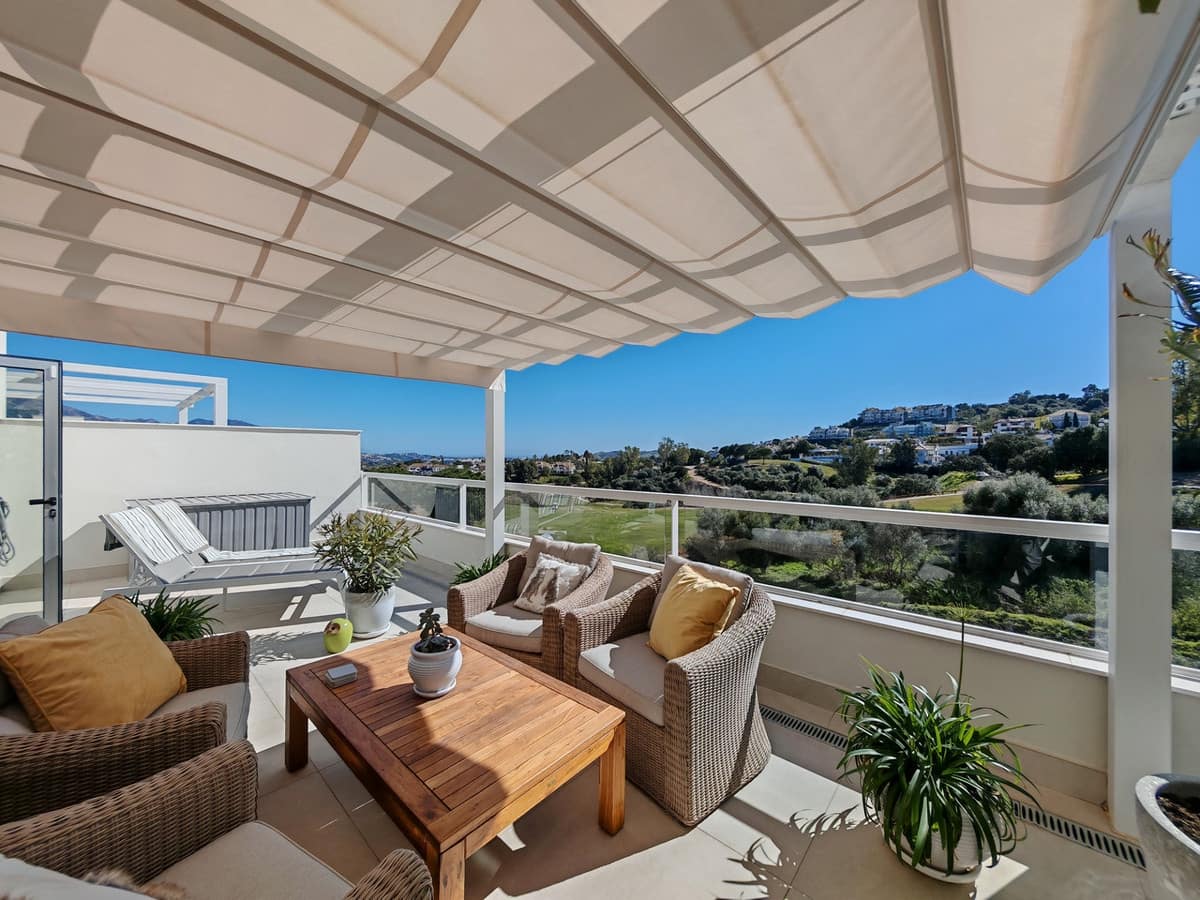 3 sovrum Takvåning till salu i La Cala Golf med pool garage - 725 000 € (Ref: 9846191)