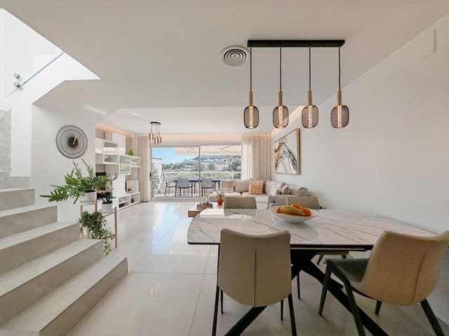 3 quarto Penthouse para venda em La Cala Golf, Mijas com piscina garagem - 725 000 € (Ref: 9846191)