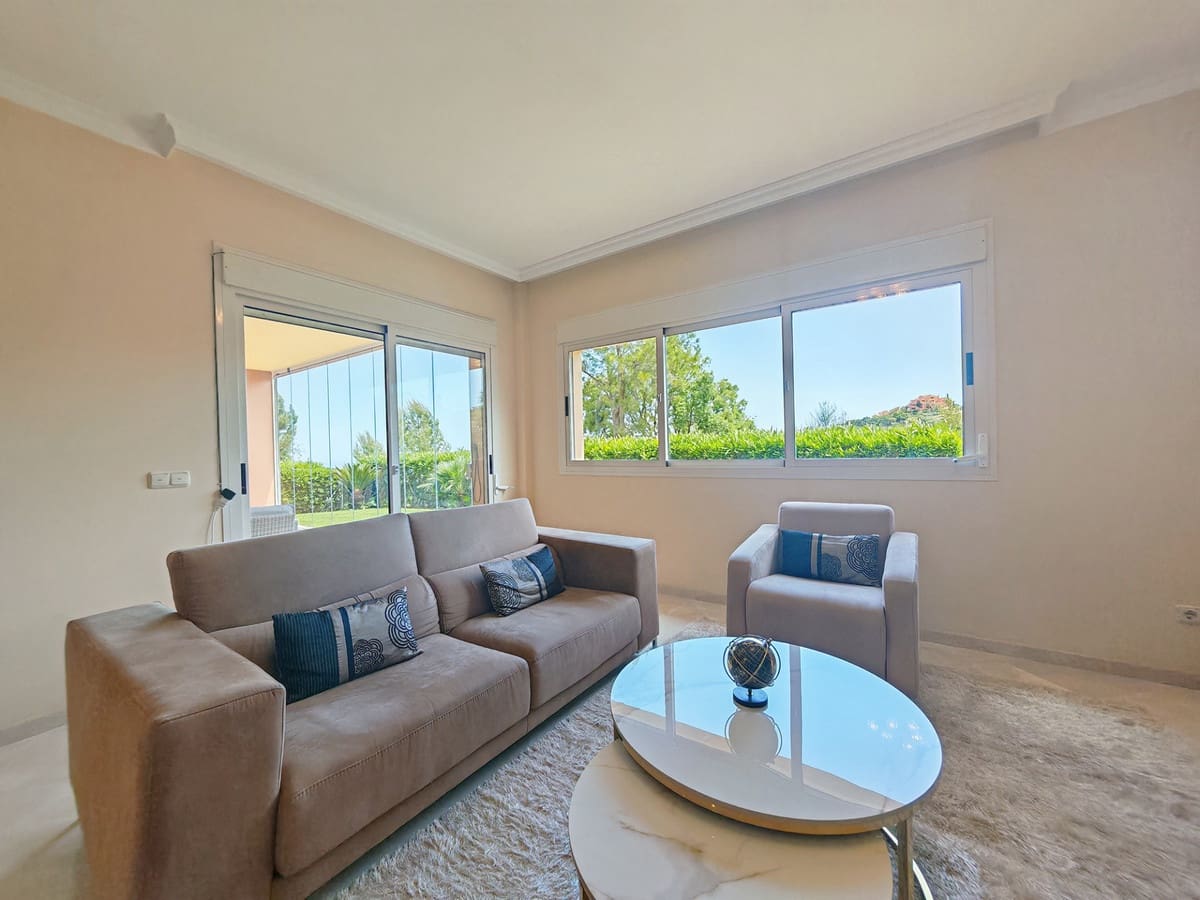 2 bedroom Apartment for sale in La Mairena with pool garage - € 370,000 (Ref: 9849315)