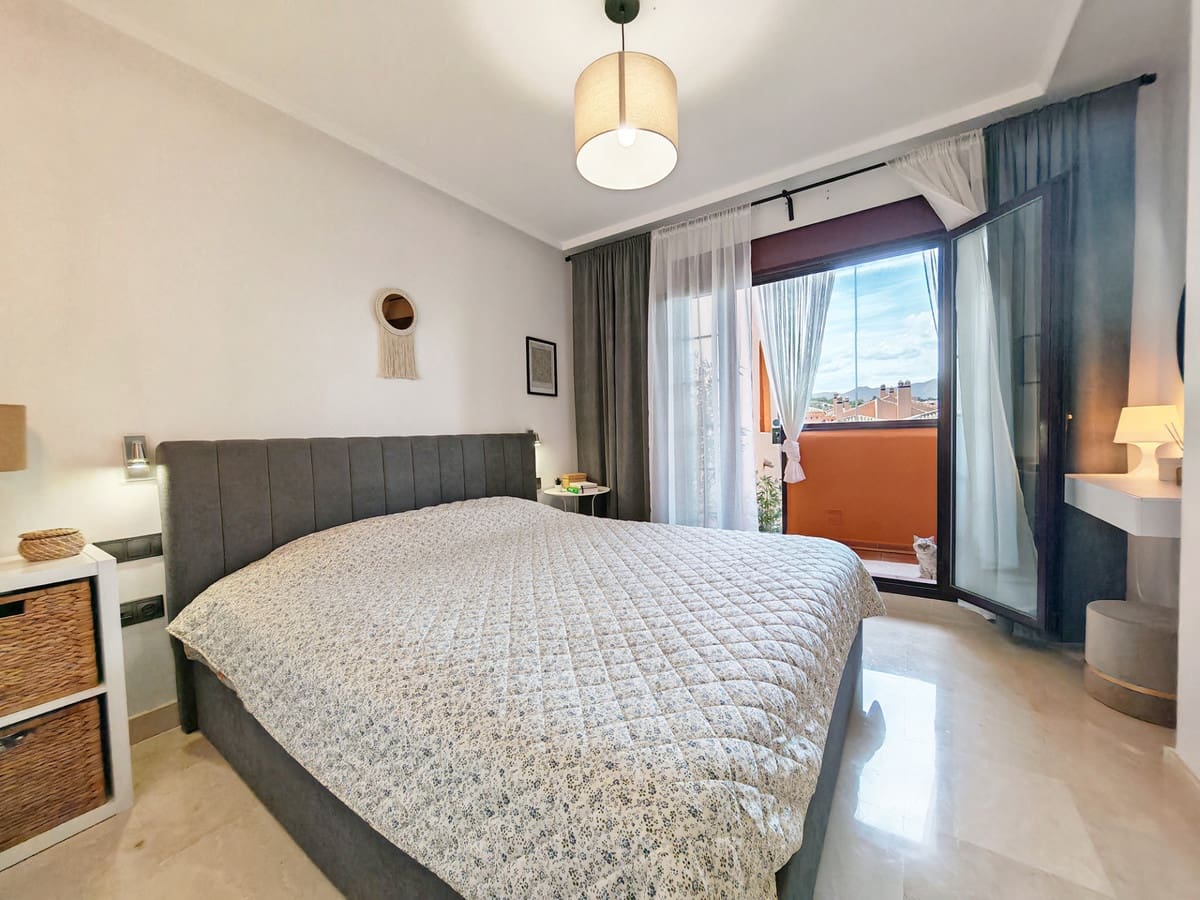2 bedroom Apartment for sale in La Mairena with pool garage - € 375,000 (Ref: 9849316)