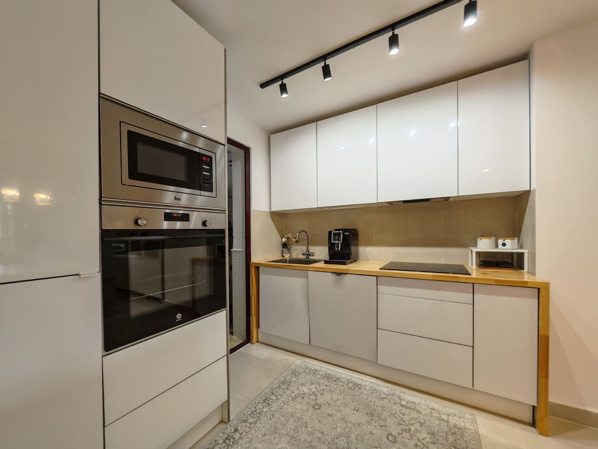 2 bedroom Apartment for sale in La Mairena with pool garage - € 365,000 (Ref: 9849316)