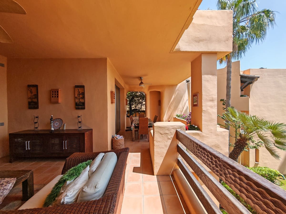 3 bedroom Apartment for sale in Marbella with pool garage - € 1,595,000 (Ref: 9851718)