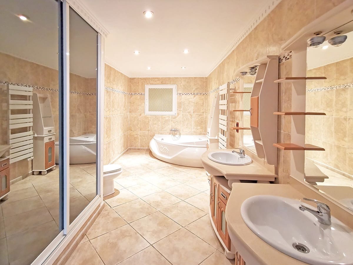 9 camera da letto Villa in vendita in Benalmadena con piscina garage - 2.950.000 € (Rif: 9857639)