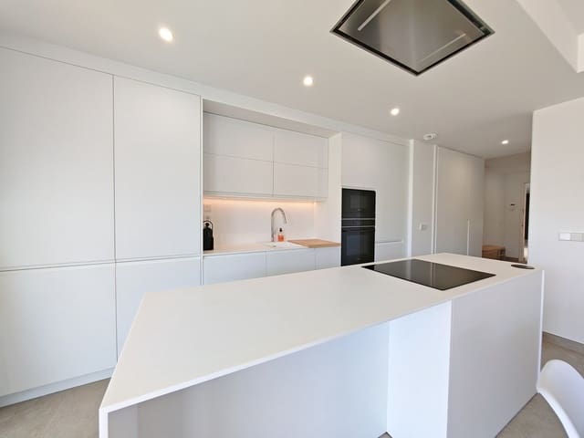 2 chambre Appartement à vendre à Cancelada, Estepona avec piscine garage - 589 000 € (Ref: 9857640)
