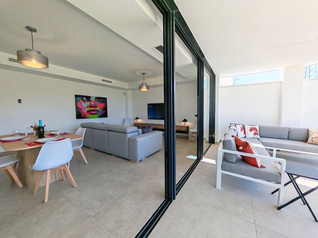 2 chambre Appartement à vendre à Cancelada, Estepona avec piscine garage - 589 000 € (Ref: 9857640)