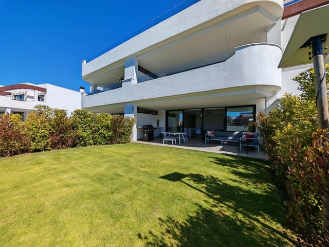 2 chambre Appartement à vendre à Cancelada, Estepona avec piscine garage - 589 000 € (Ref: 9857640)