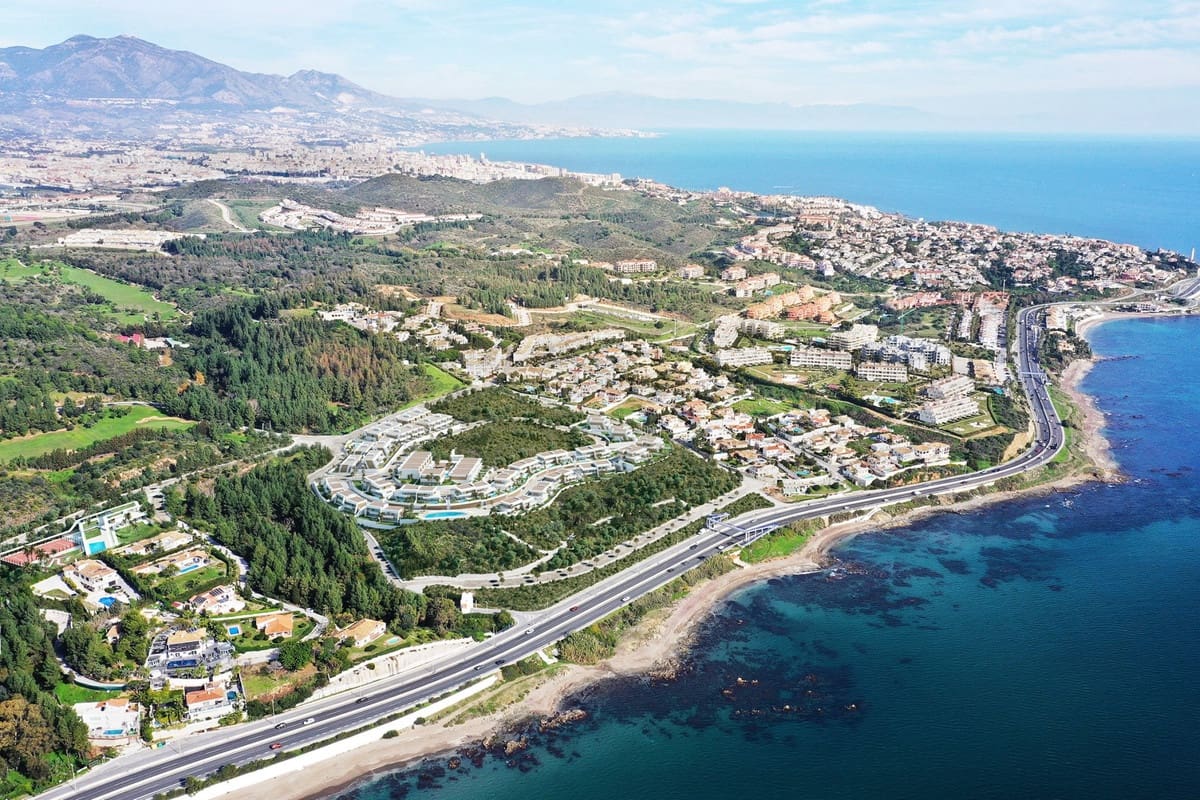 3 quarto Casa em Banda para venda em Mijas Costa com piscina - 599 000 € (Ref: 9865155)