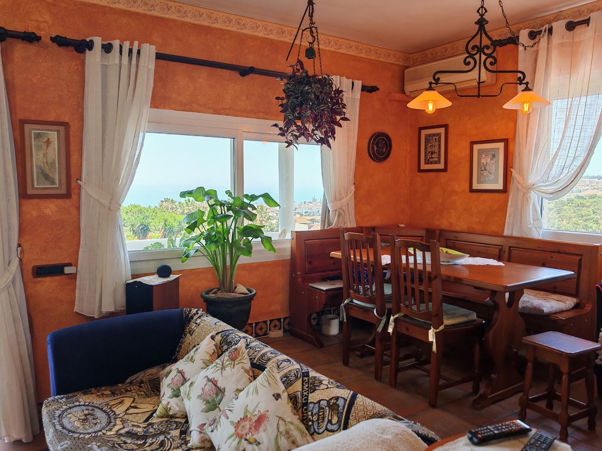 3 sypialnia Willa na sprzedaż w La Cala de Mijas z basenem - 900 000 € (Ref: 9894433)