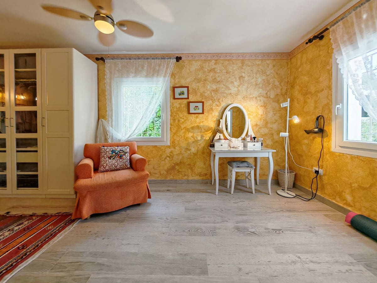 3 sypialnia Willa na sprzedaż w La Cala de Mijas z basenem - 900 000 € (Ref: 9894433)