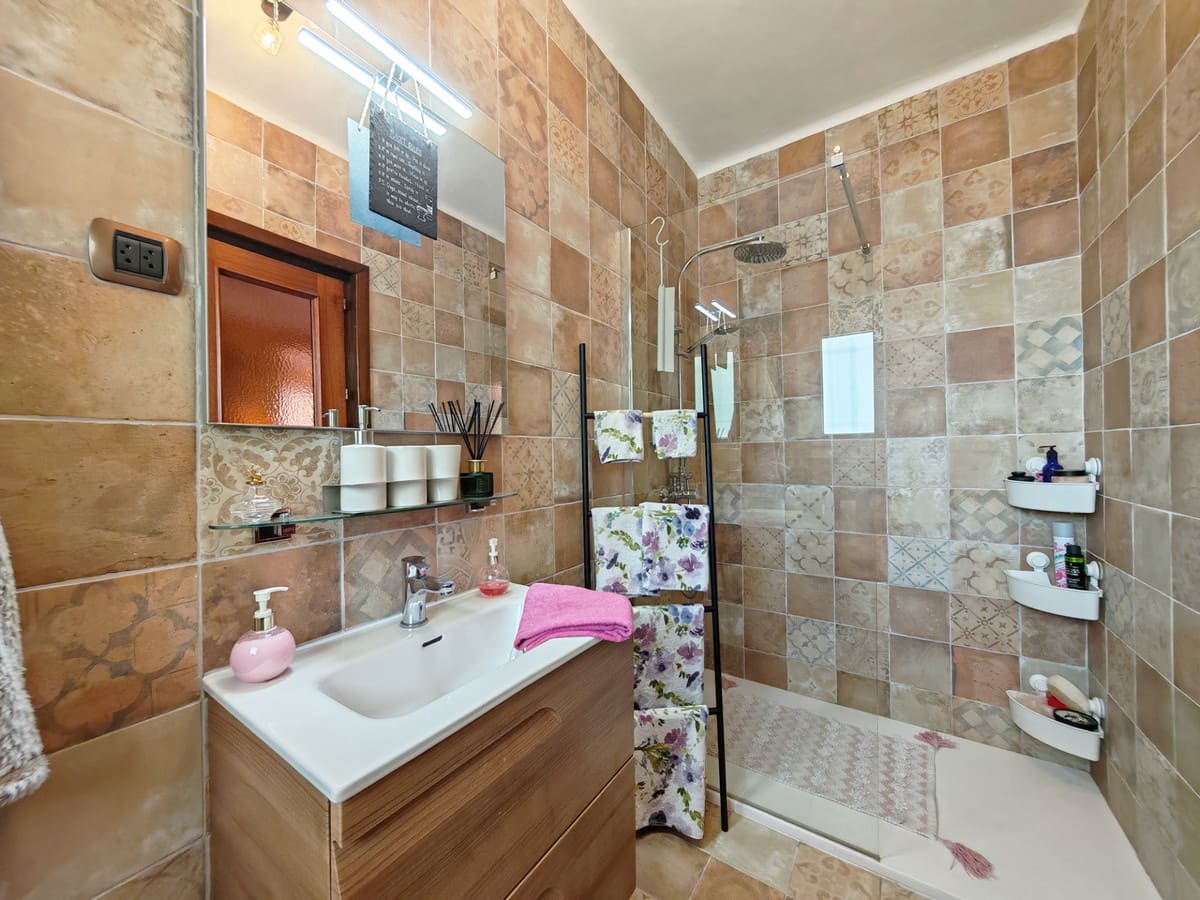 3 sypialnia Willa na sprzedaż w La Cala de Mijas z basenem - 900 000 € (Ref: 9894433)