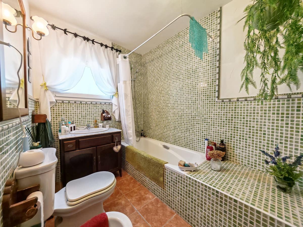 3 sypialnia Willa na sprzedaż w La Cala de Mijas z basenem - 900 000 € (Ref: 9894433)