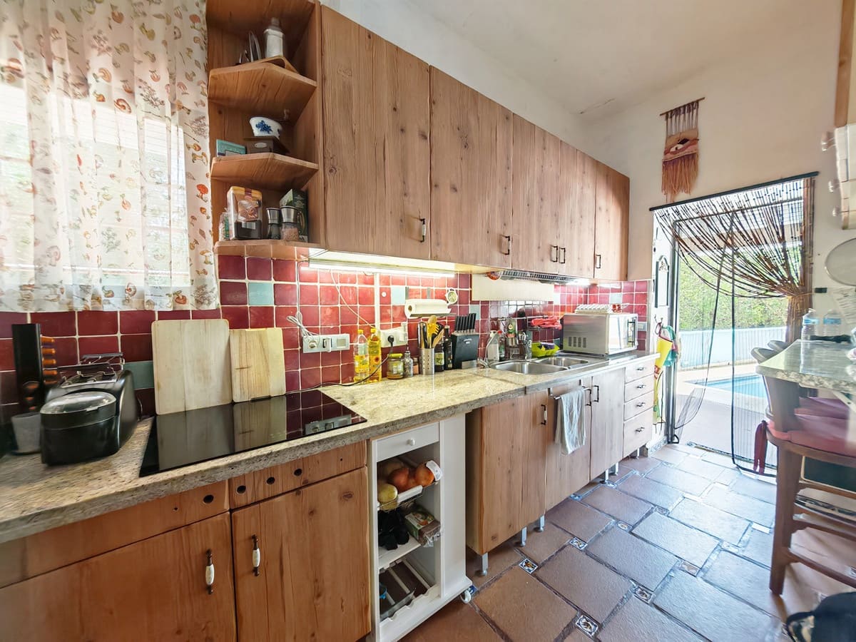 3 sypialnia Willa na sprzedaż w La Cala de Mijas z basenem - 900 000 € (Ref: 9894433)