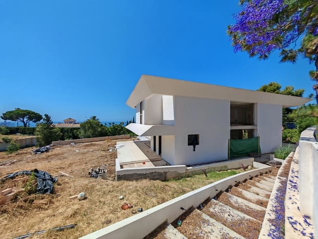 Chalet de 6 habitaciones en Hacienda Las Chapas, Marbella en venta - 4.400.000 € (Ref: 9894436)