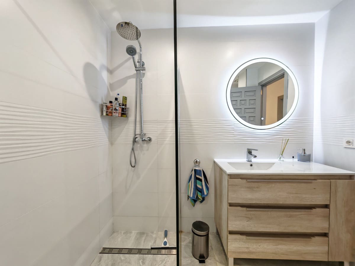 3 soveværelse Villa til salg i Benalmadena med swimmingpool garage - € 895.000 (Ref: 9913132)