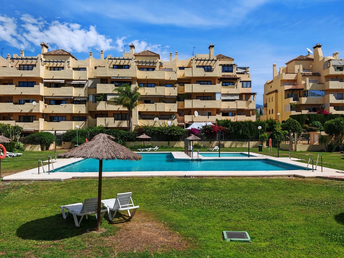 3 slaapkamer Appartement te koop in Estepona met zwembad garage - € 535.000 (Ref: 9922272)