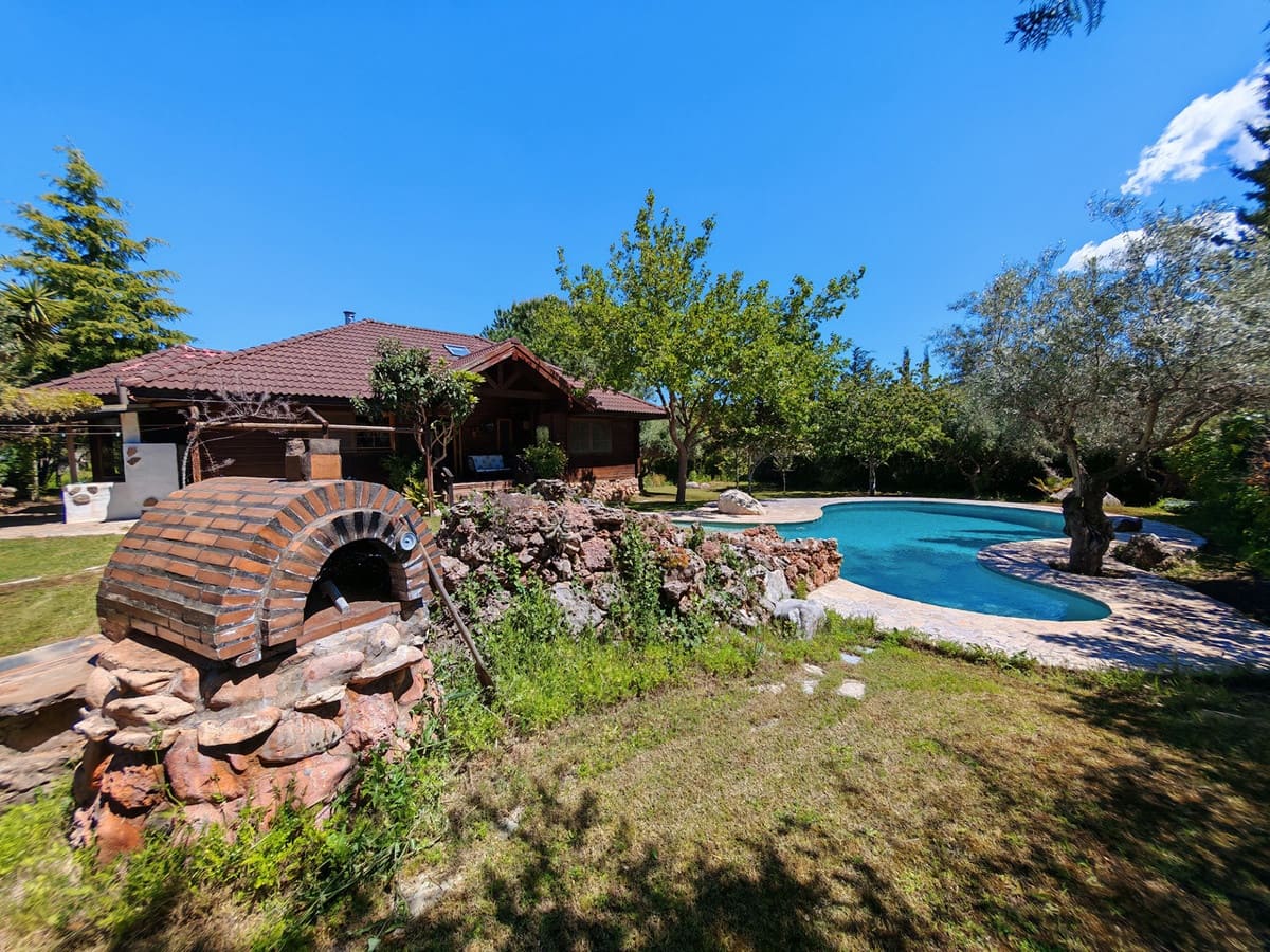 3 bedroom Finca/Country House for sale in Ojen with pool garage - € 595,000 (Ref: 9924596)