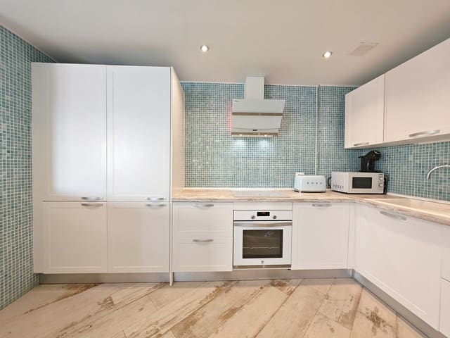 2 chambre Appartement à vendre à Manilva avec piscine - 325 000 € (Ref: 9928317)