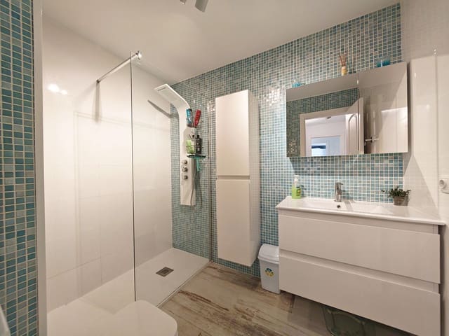 2 chambre Appartement à vendre à Manilva avec piscine - 325 000 € (Ref: 9928317)
