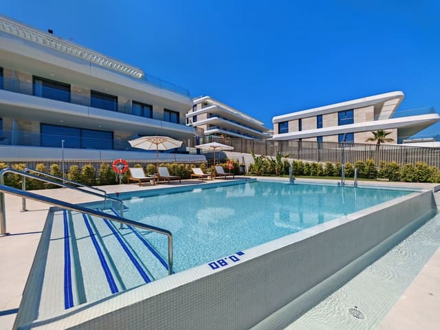 Apartamento de 3 habitaciones en Selwo, Estepona en venta con piscina garaje - 1.080.000 € (Ref: 9945692)