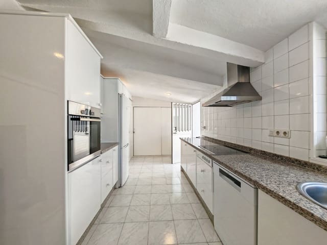 4 camera da letto Villa in vendita in Guadalmina Baja, Marbella con piscina garage - 5.400.000 € (Rif: 9945693)
