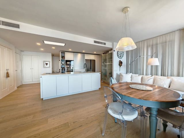 4 Zimmer Apartment zu verkaufen in Mijas Costa, Mijas mit Pool Garage - 840.000 € (Ref: 9945696)