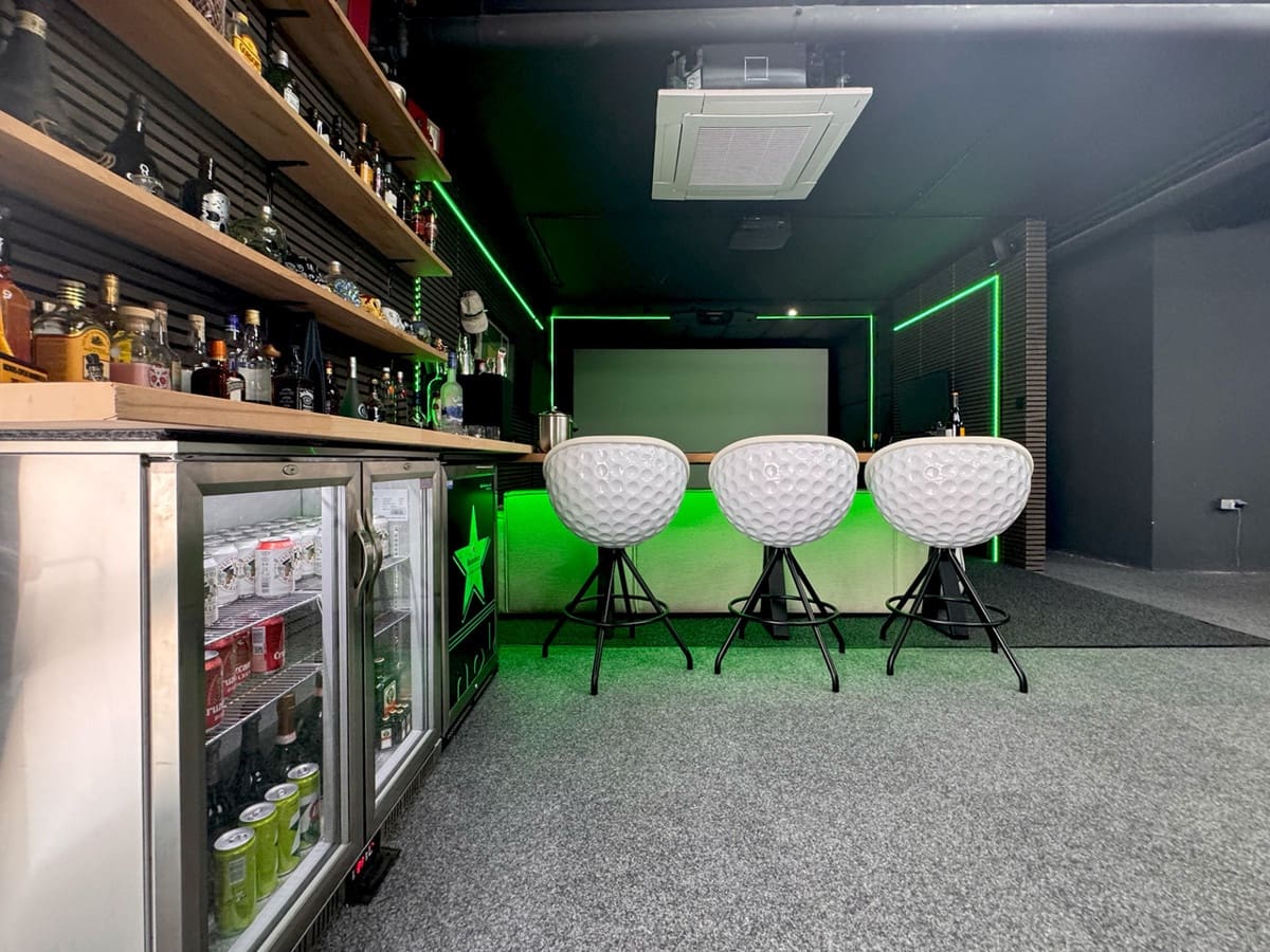 4 sypialnia Willa na sprzedaż w La Mairena z basenem garażem - 3 300 000 € (Ref: 9957951)