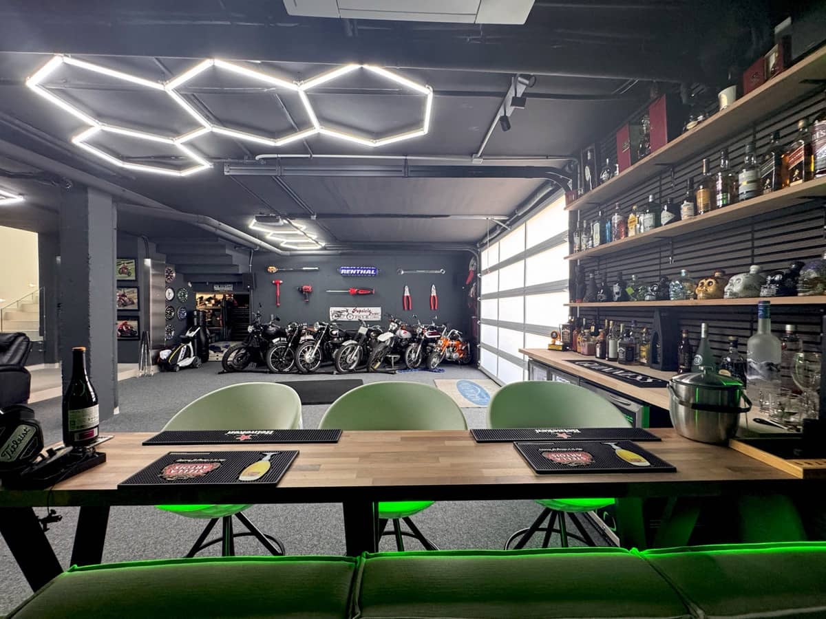 4 sypialnia Willa na sprzedaż w La Mairena z basenem garażem - 3 300 000 € (Ref: 9957951)