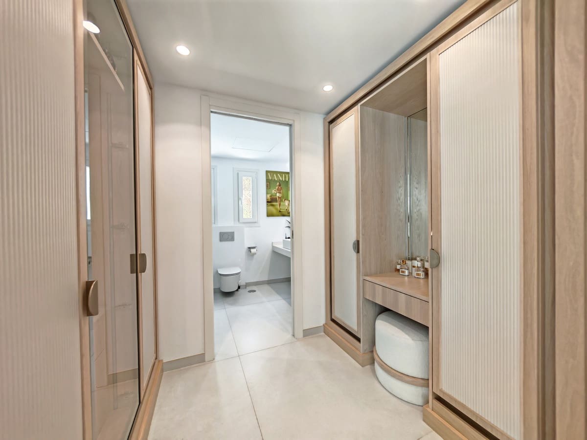 4 sypialnia Willa na sprzedaż w La Mairena z basenem garażem - 2 899 000 € (Ref: 9957951)