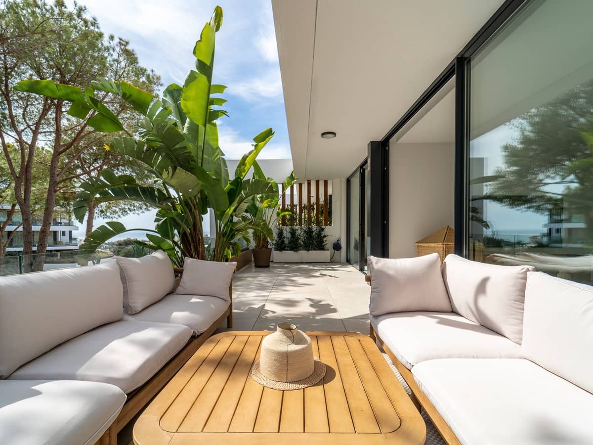 3 soverom Penthouse til salgs i Cabopino med svømmebasseng garasje - € 1 595 000 (Ref: 9957952)