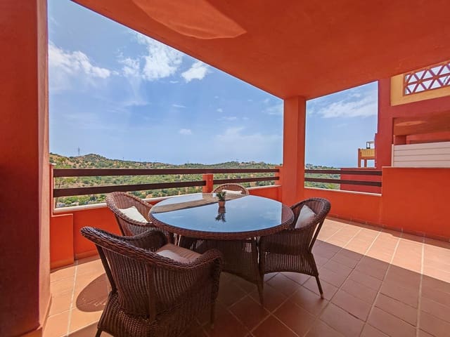 2 soverom Leilighet til salgs i La Reserva, Marbella med svømmebasseng garasje - € 320 000 (Ref: 9973305)