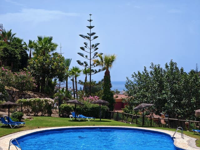 2 soverom Leilighet til salgs i La Reserva, Marbella med svømmebasseng garasje - € 320 000 (Ref: 9973305)