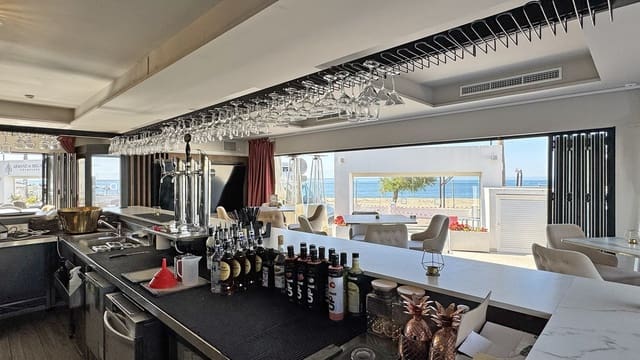 Restaurant/Bar til salg i La Cala de Mijas, Mijas - € 5.495.000 (Ref: 9977885)
